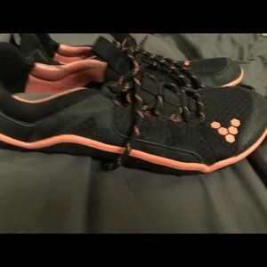 Vivo Barefoot Trail Running